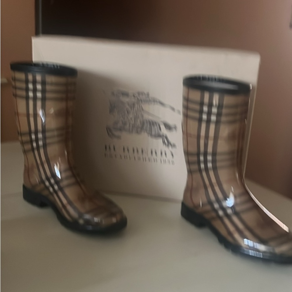 Burberry Checkered Waterproof Boots